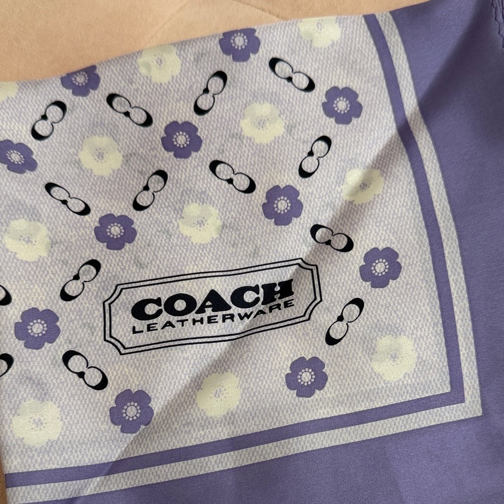 Coach Light Violet Tea Rose Large Square Silk Scarf - Picture 7 of 8